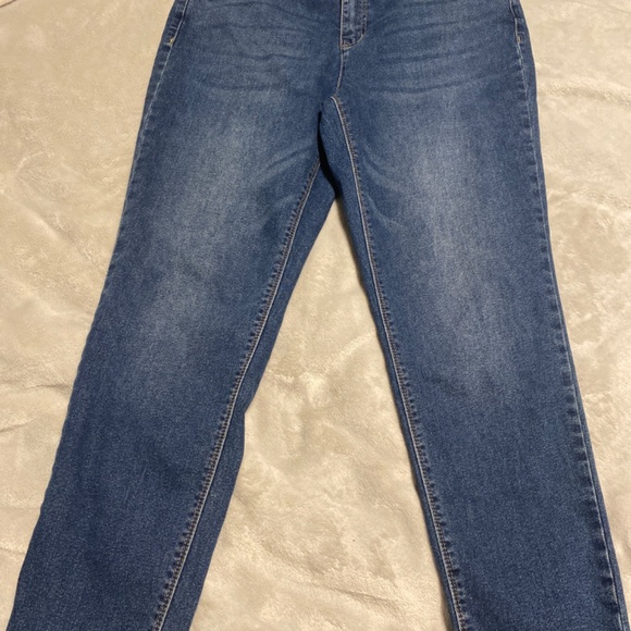 Stretchy jeans Vince Camuto women’s size 31 - Picture 2 of 5